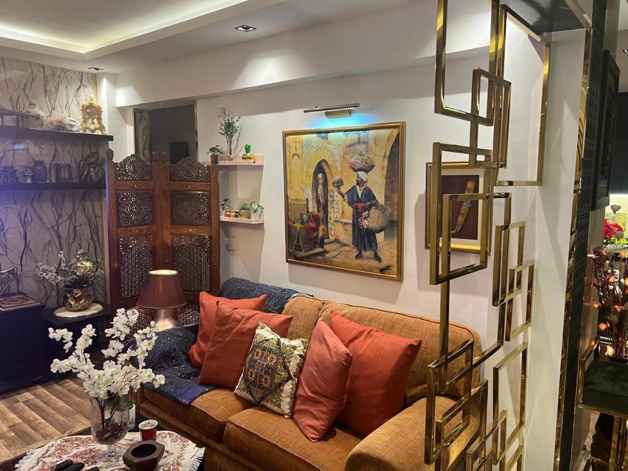 Апартаменти شقه مفروشه فاخره بالقاهره الجديده New Cairo Екстер'єр фото