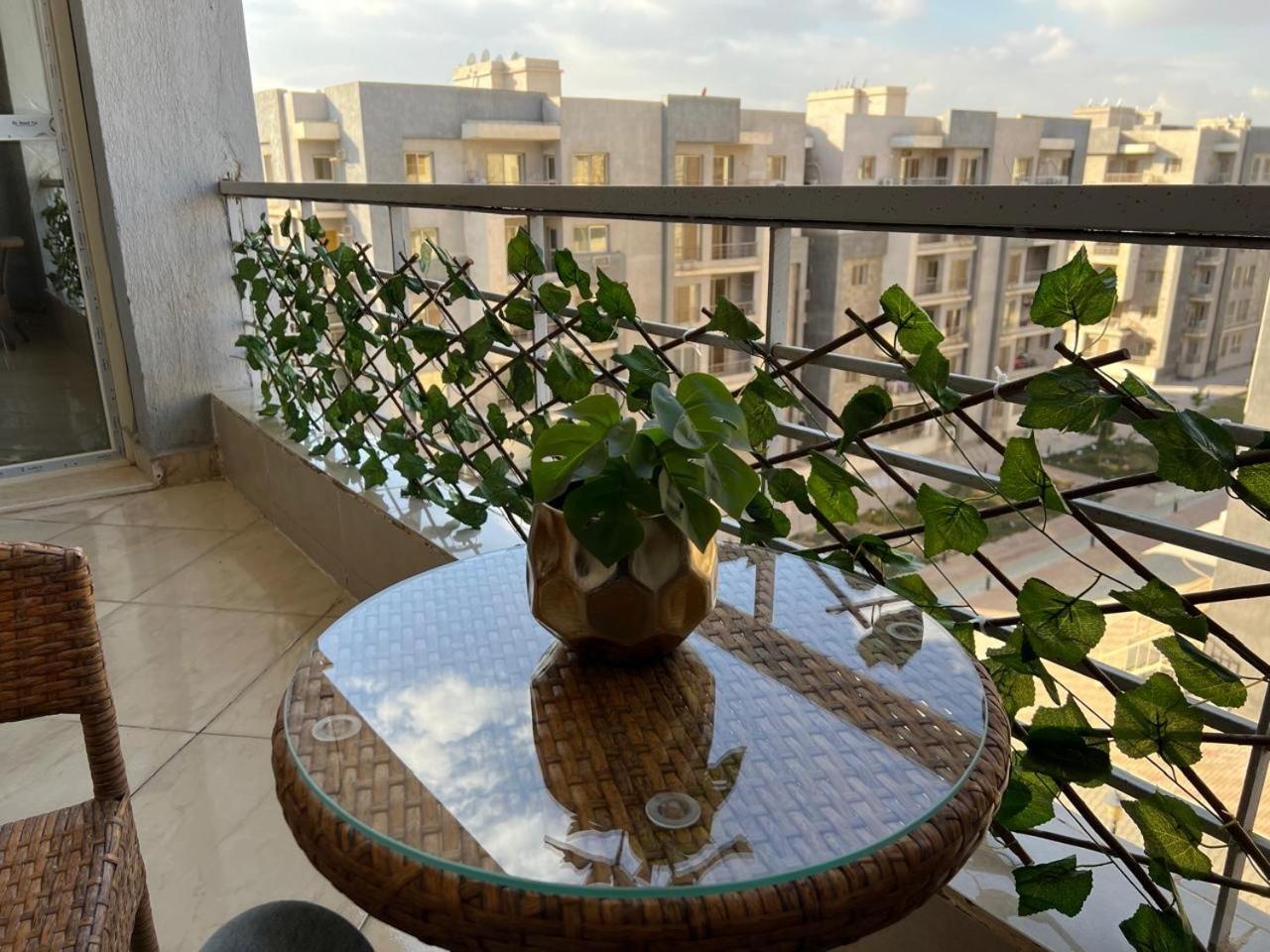 Апартаменти شقه مفروشه فاخره بالقاهره الجديده New Cairo Екстер'єр фото